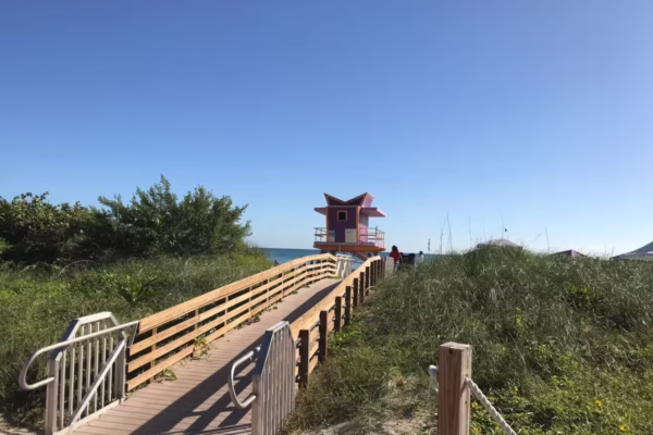 205f6379-bef6-45c0-a162-feb0943e9b72